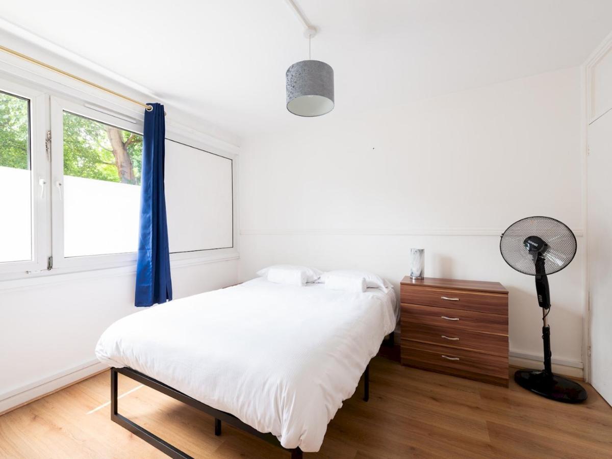 Sootheus - Cosy Surrey Quays Apartment London Kültér fotó